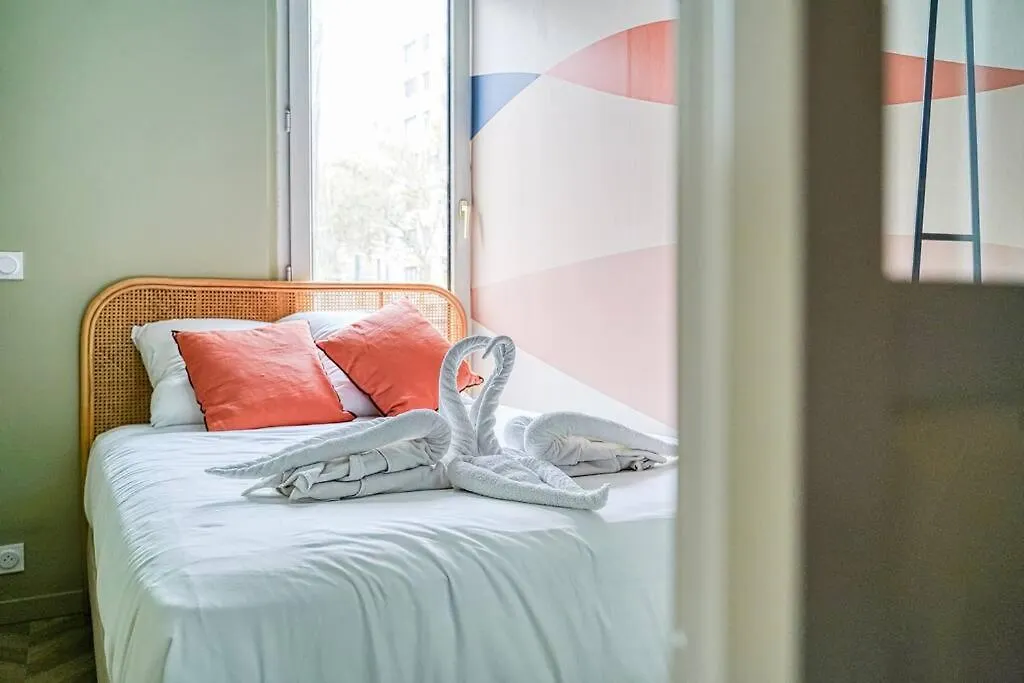 Apartmán Avenue De Villiers - Iii *